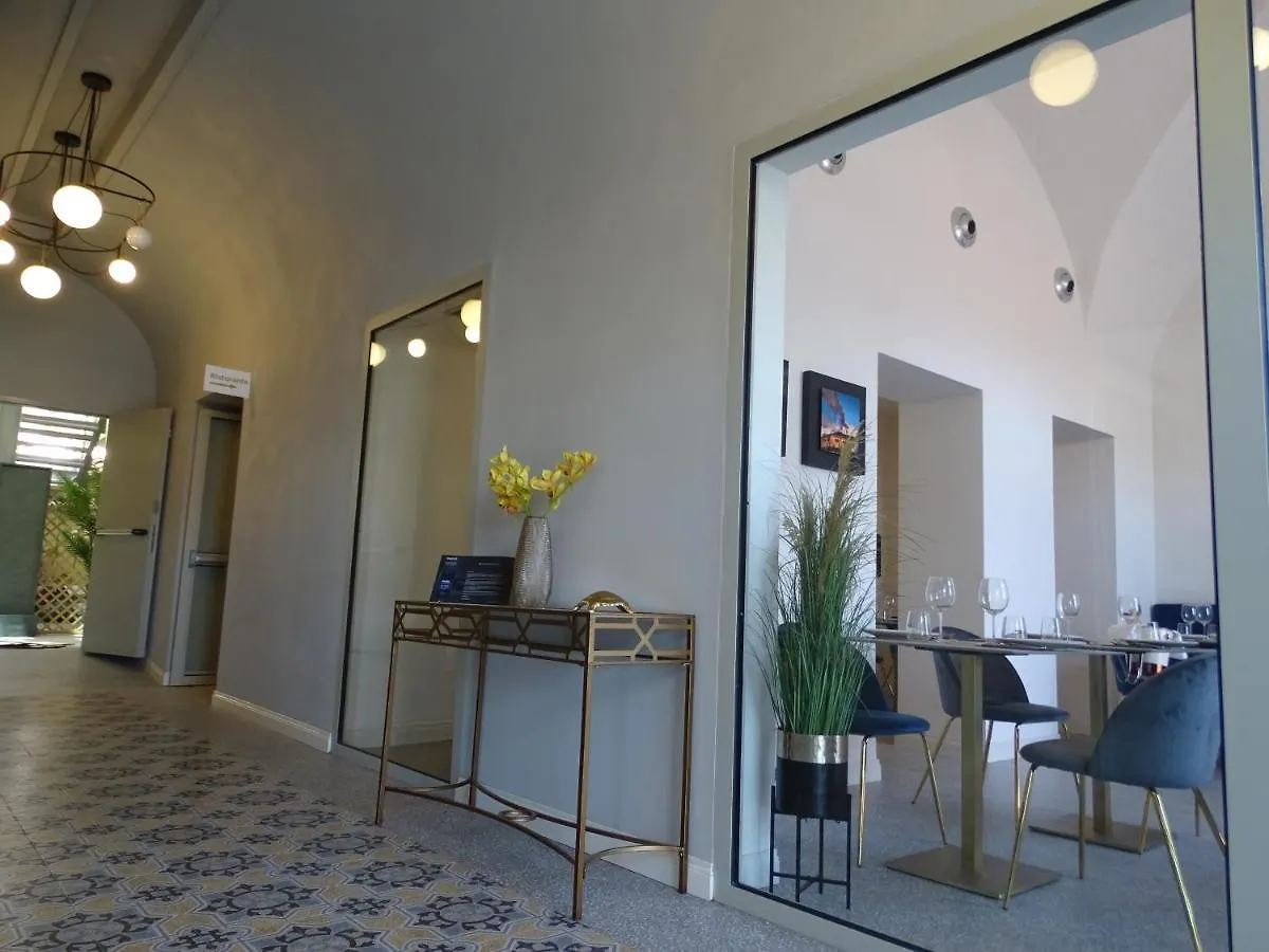 20 Miglia Boutique Hotel CTA 4*,